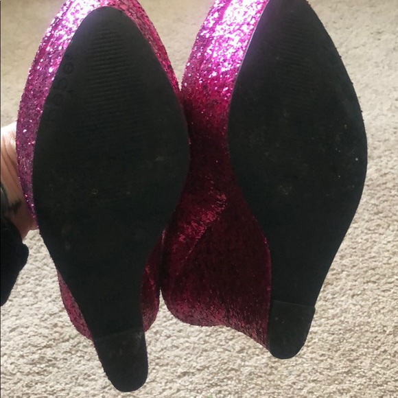 Bebe fuscia sequin platform wedge size 10 - Picture 6 of 6